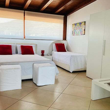 Riviera Ionica Aparthotel Santa Teresa Di Riva Exterior photo
