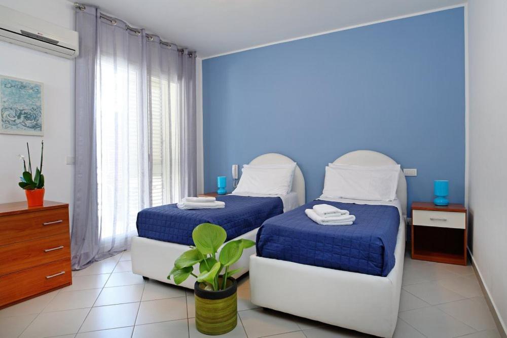 Riviera Ionica Aparthotel Santa Teresa Di Riva Exterior photo